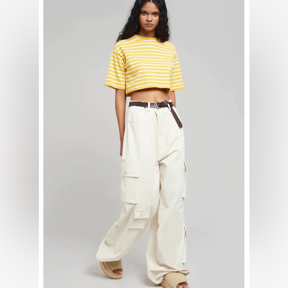 The Frankie Shop HAILEY OVERSIZED CARGO PANTS - BEIGE
